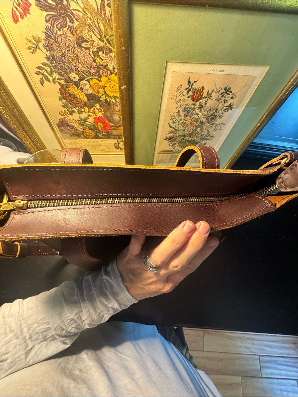 Portland Leather congnac Leather ZIPPERED Bag with Crossbody Strap - Picture 7 of 7
